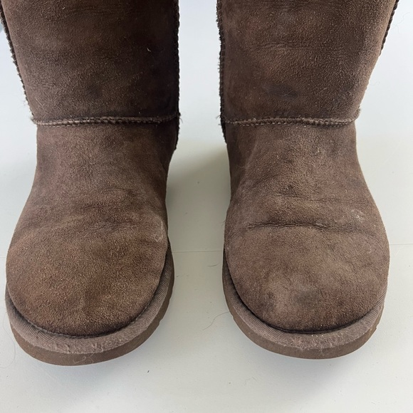 Ugg classic boots - Picture 3 of 8